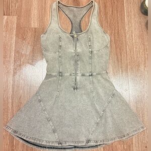 WISKII TAYLOR SWIFT GRAY BEYOND DENIM DRESS SIZE LARGE
